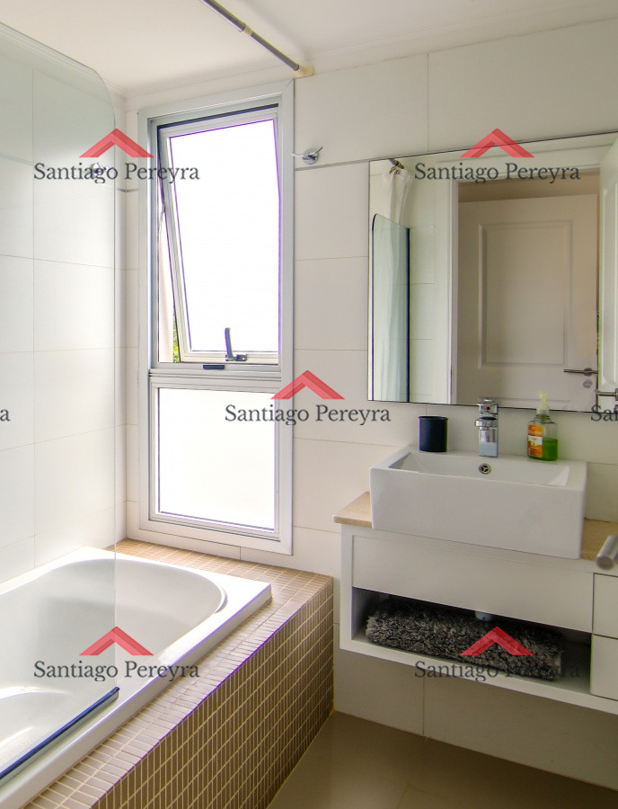 Apartamento ID.17053 - PH en playa mansa , departamento en Edificio Monet de 2 dormitorios, Punta Del Este