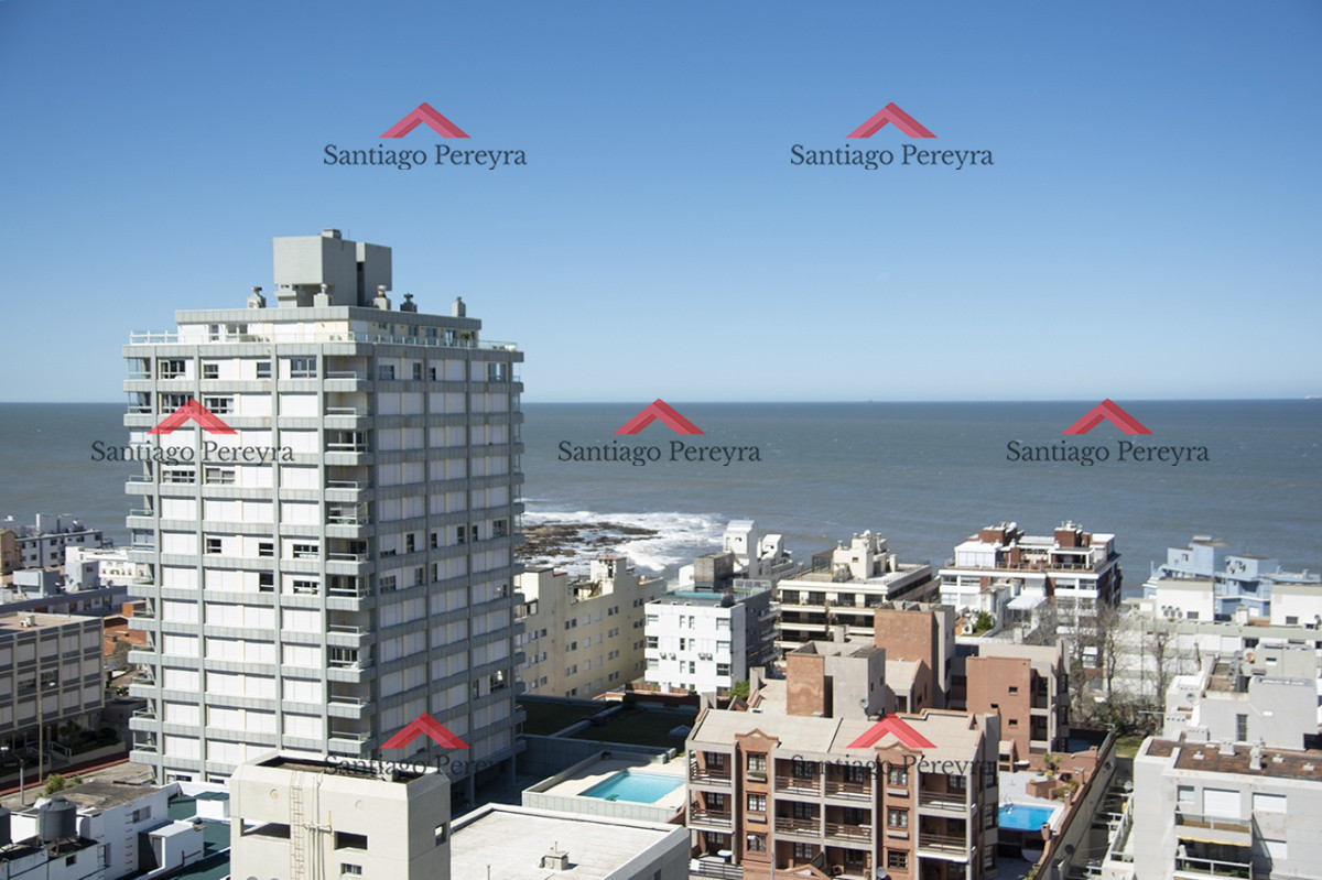 Apartamento ID.13629 - Hermoso Departamento en venta con vista al Mar.