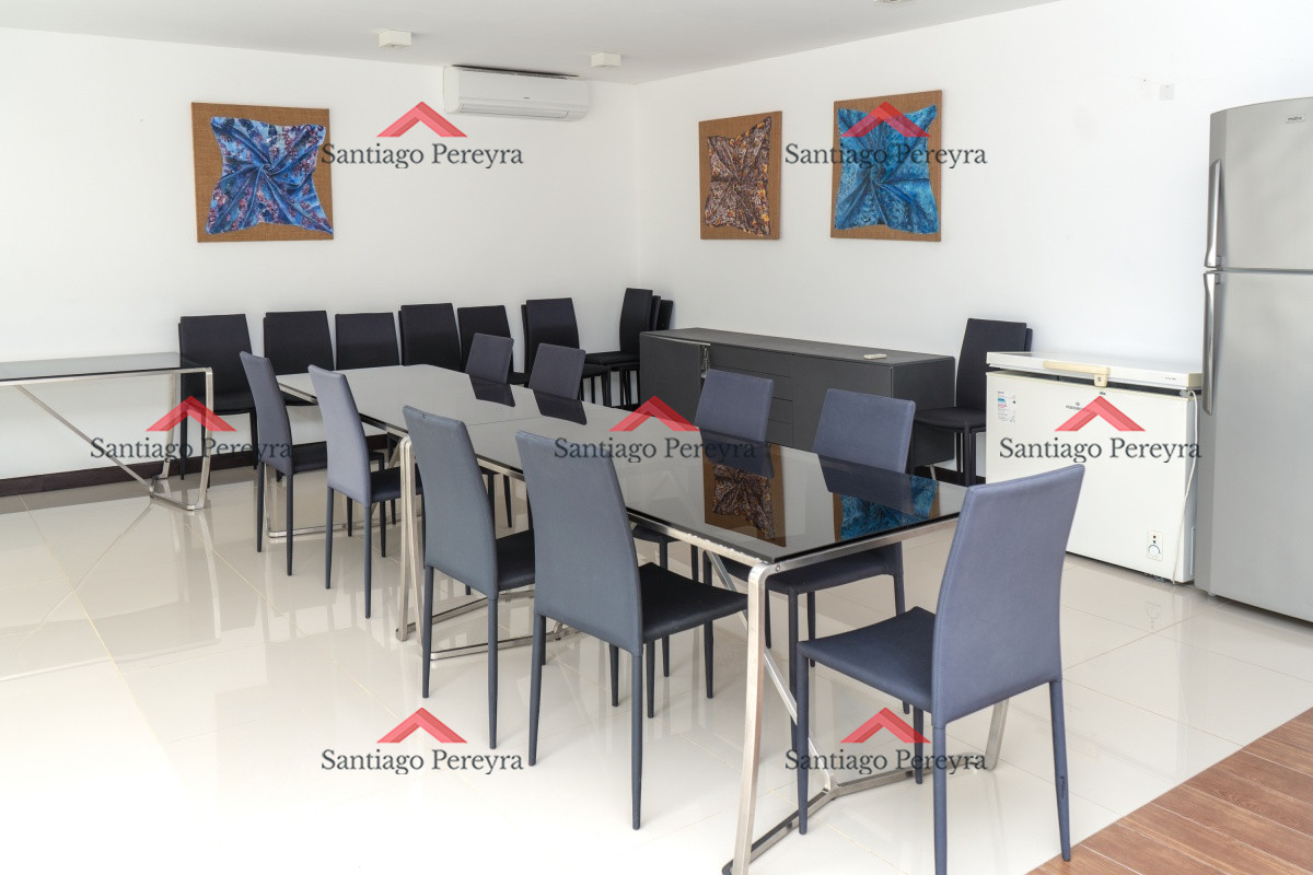 Apartamento ID.17053 - PH en playa mansa , departamento en Edificio Monet de 2 dormitorios, Punta Del Este