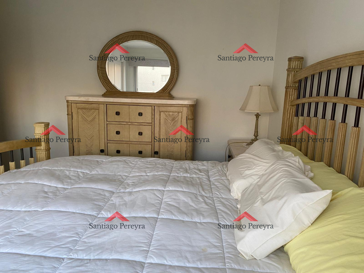 Apartamento ID.13148 - Venta Apartamento de 2 dormitorios en Pinares, Punta del Este. Frente al mar!