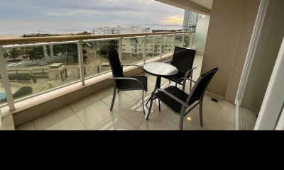 Departamento de 2 dormitorios en venta en Le Jardin, Punta del Este