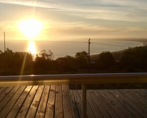 Apartamento con vista al mar en punta ballena, 2 dormitorios y terraza con parrillero