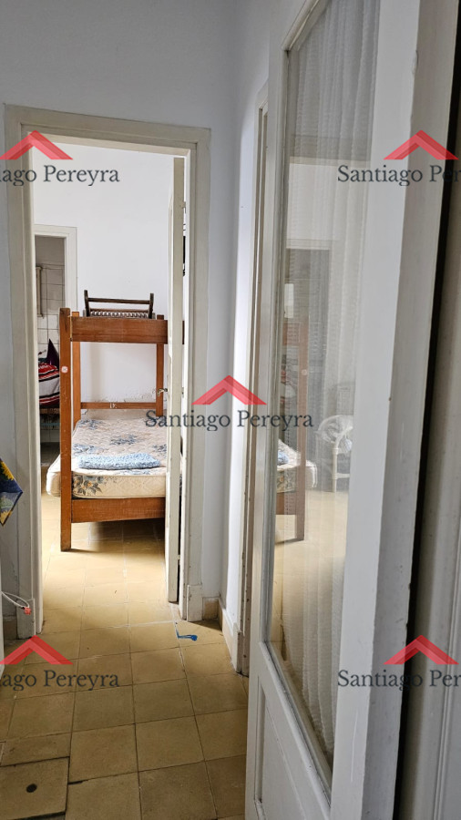 Casa ID.6476 - Importante residencia frente al mar en venta.