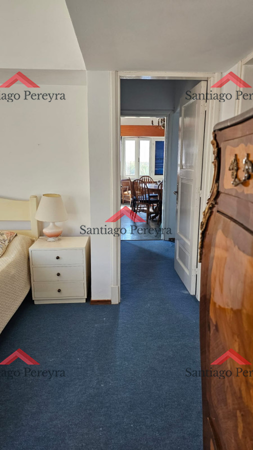Casa ID.6476 - Importante residencia frente al mar en venta.