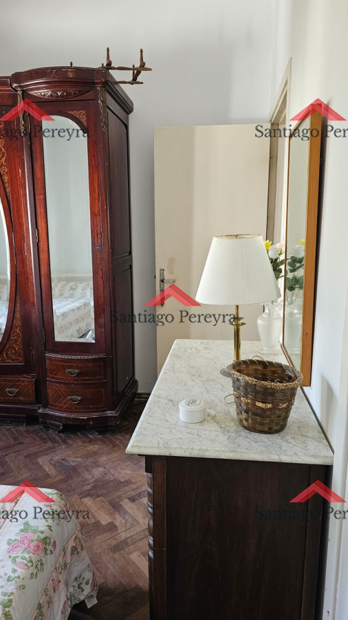 Casa ID.6476 - Importante residencia frente al mar en venta.