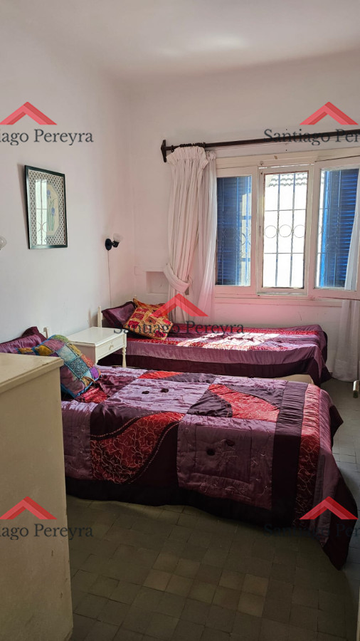 Casa ID.6476 - Importante residencia frente al mar en venta.