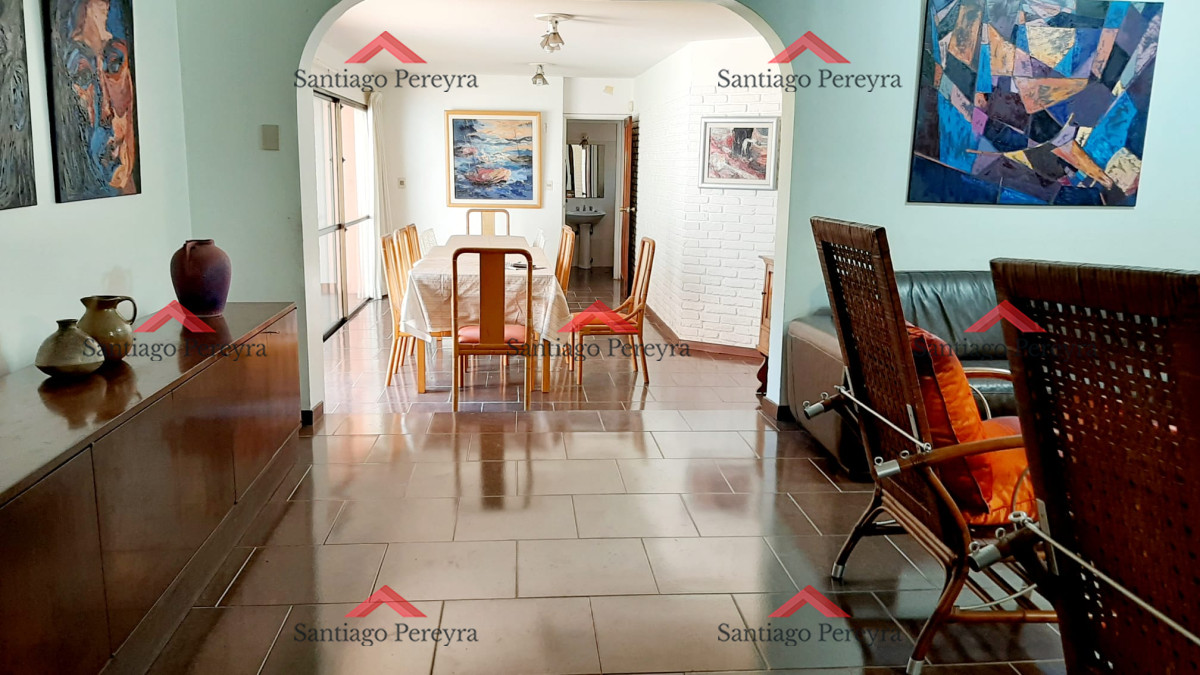 Casa ID.14848 - Casa de 4 dormitorios en venta playa brava 1200 m2
