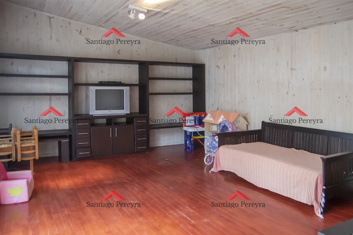 Casa ID.7408 - Hermosísima casa en Golf, Punta del Este