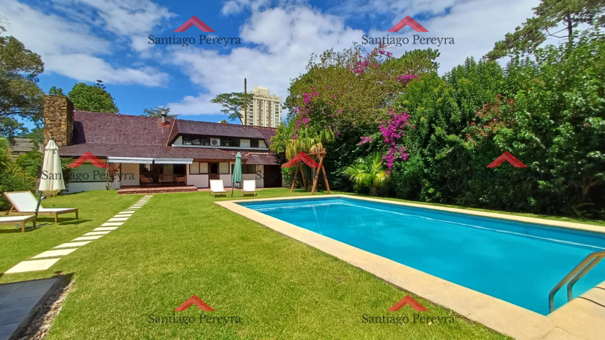 Casa ID.16623 - Vende gran casa para vivir todo el año, de 3 dormitorios en Punta del Este