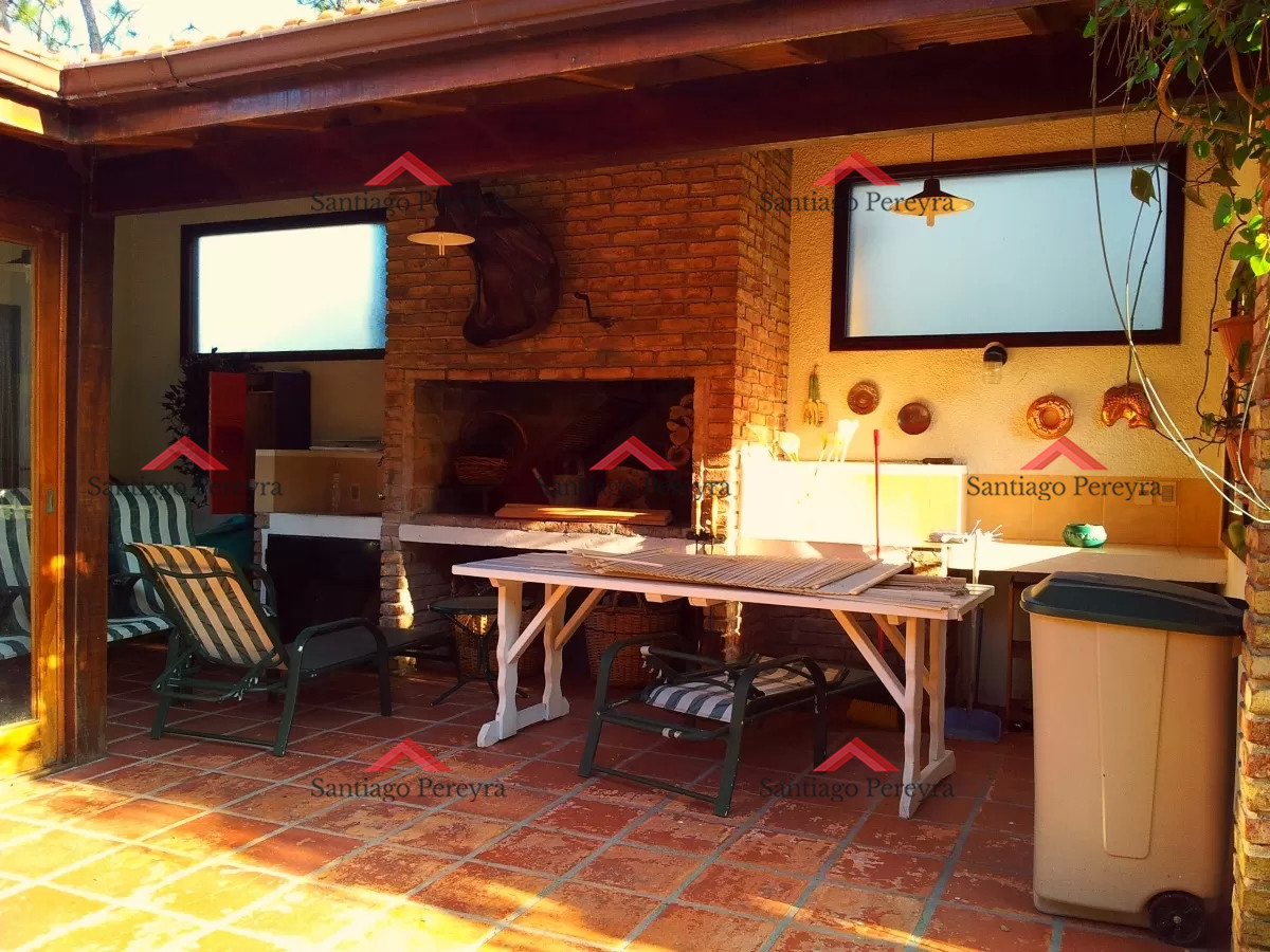 Casa ID.8929 - Hermosa casa en excelente zona