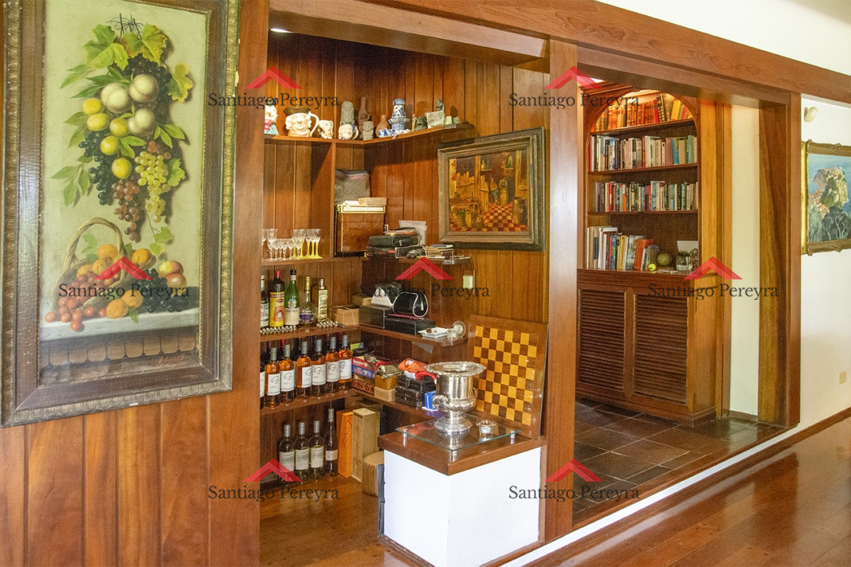 Casa ID.8930 - Espectacular casa en ubicacion privilegiada al lado del Club del Golf