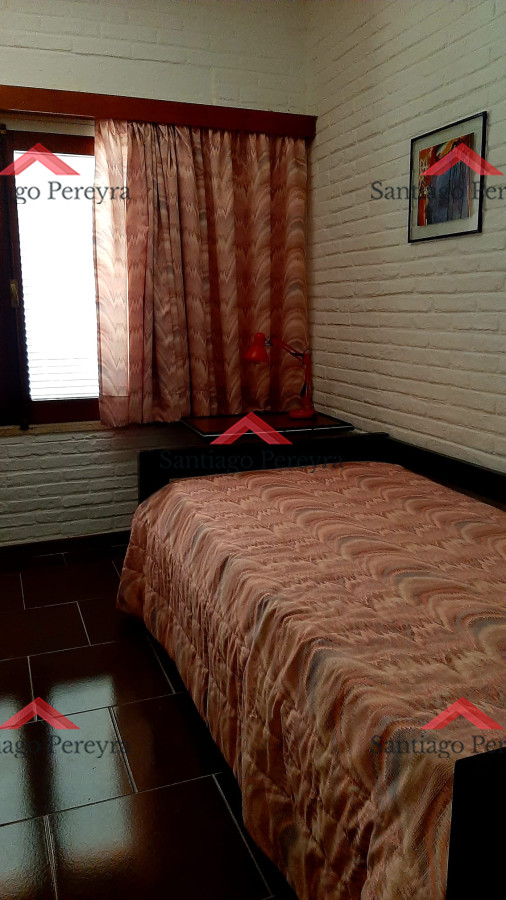Casa ID.14848 - Casa de 4 dormitorios en venta 