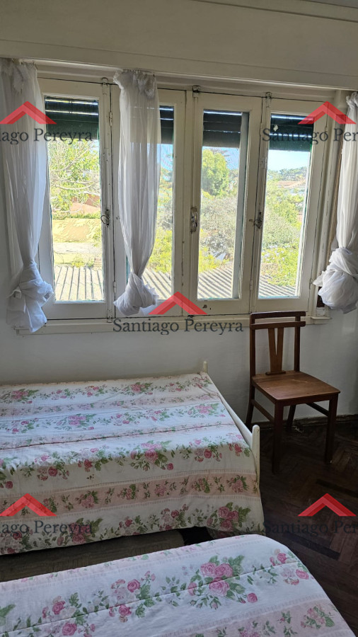 Casa ID.6476 - Importante residencia frente al mar en venta.