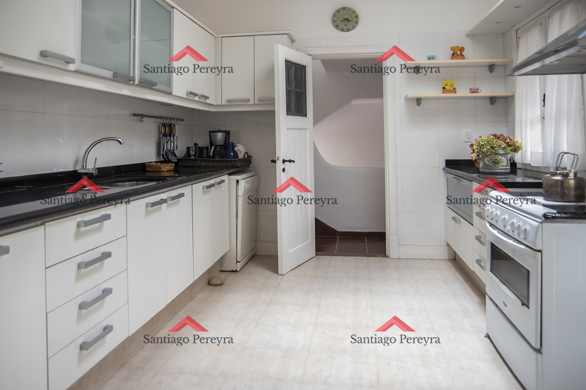 Casa ID.7408 - Hermosísima casa en Golf, Punta del Este