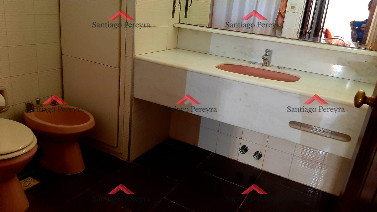Casa ID.14848 - Casa de 4 dormitorios en venta 