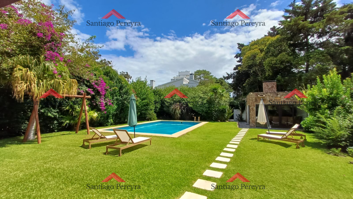 Casa ID.16623 - Vende gran casa para vivir todo el año, de 3 dormitorios en Punta del Este