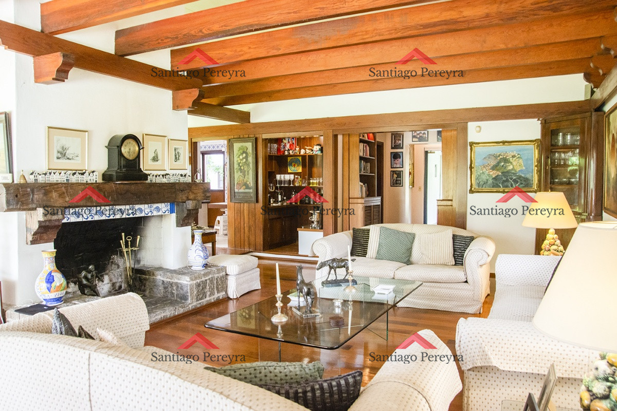 Casa ID.8930 - Espectacular casa en ubicacion privilegiada al lado del Club del Golf