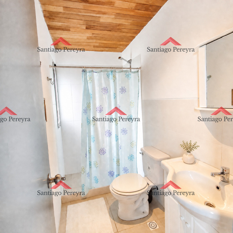 Casa ID.14849 - Hermosa casa de 2 plantas en venta a 100 metros del mar 5 dormitorios 