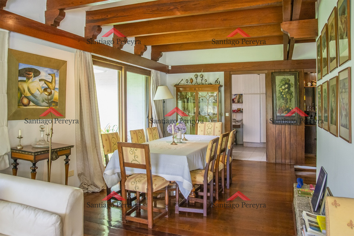 Casa ID.8930 - Espectacular casa en ubicacion privilegiada al lado del Club del Golf