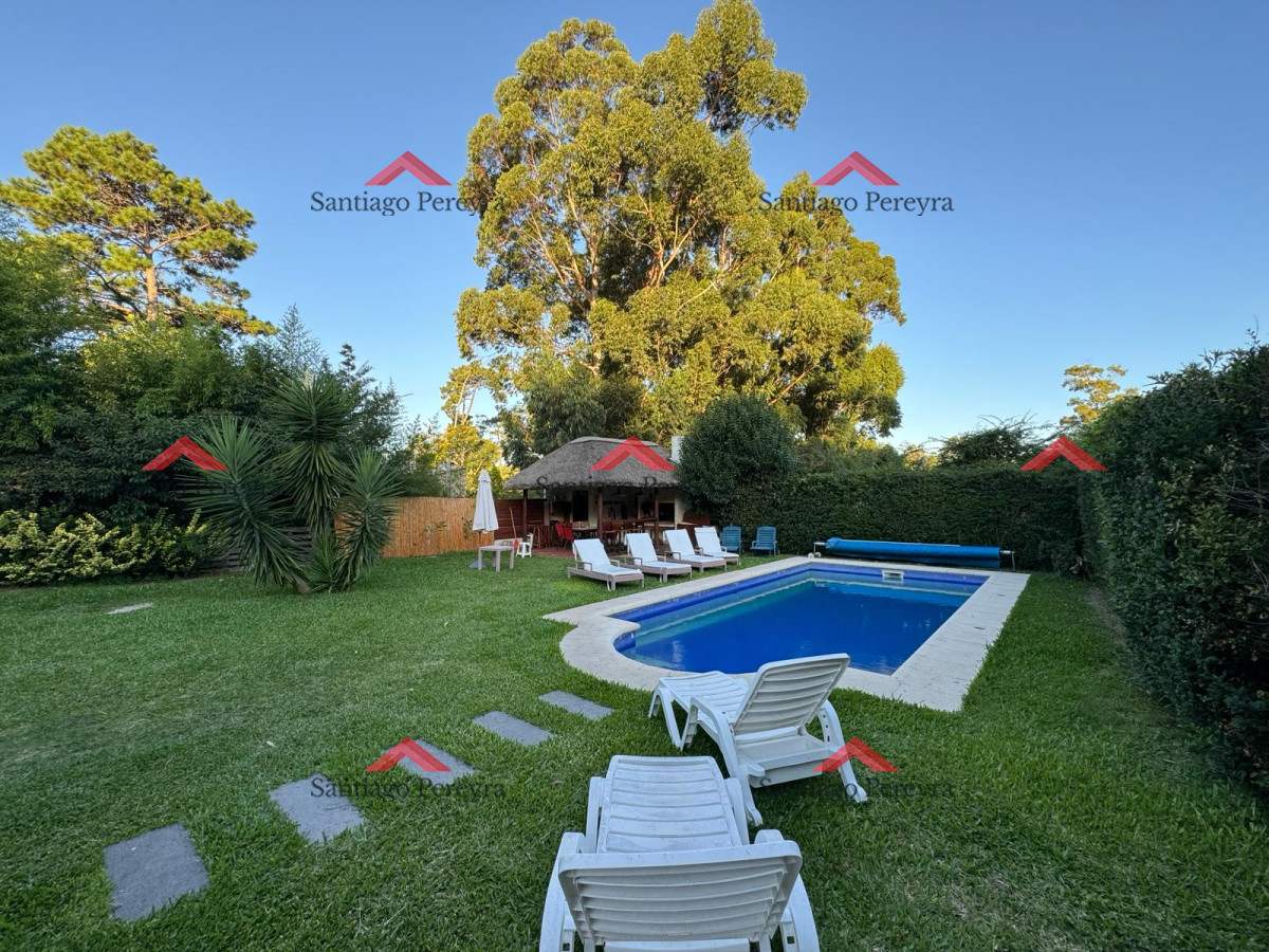 Casa ID.15195 - Vende casa de 3 dormitorios en Pinares, Punta del Este 