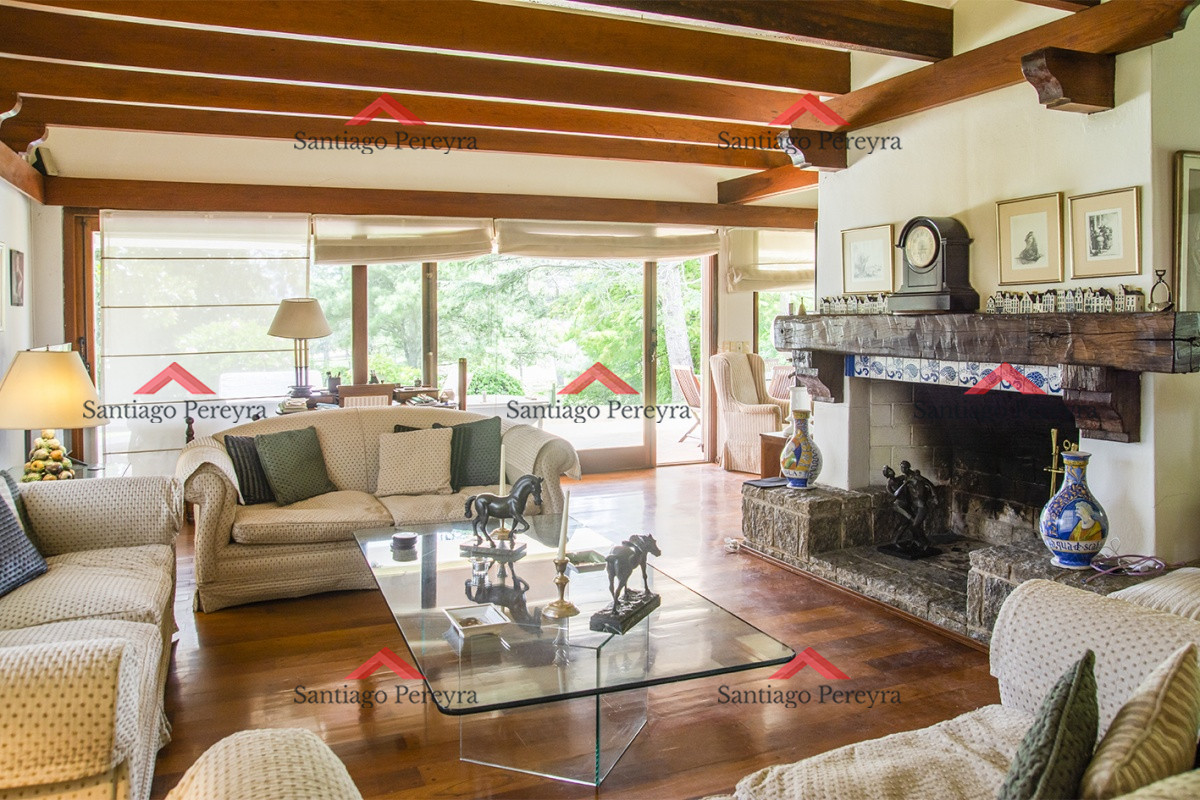 Casa ID.8930 - Espectacular casa en ubicacion privilegiada al lado del Club del Golf