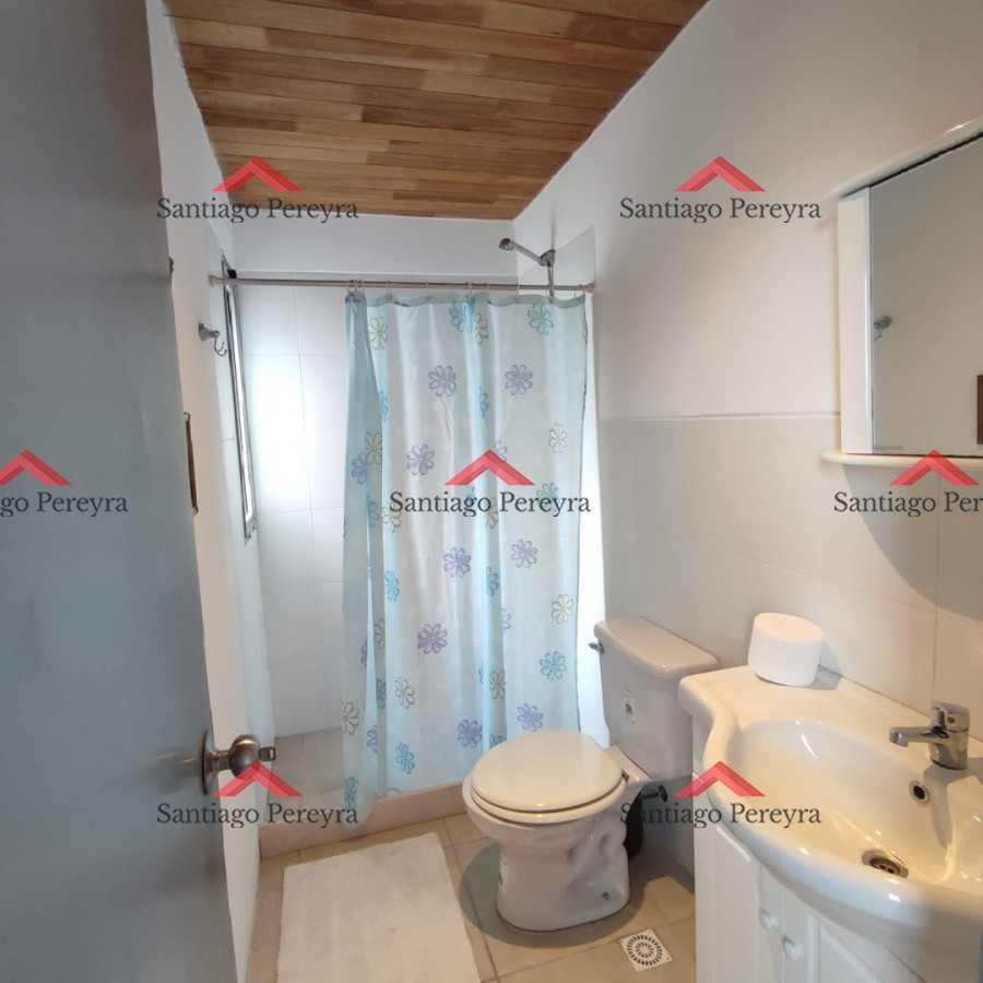 Casa ID.14849 - Hermosa casa de 2 plantas en venta a 100 metros del mar 5 dormitorios 