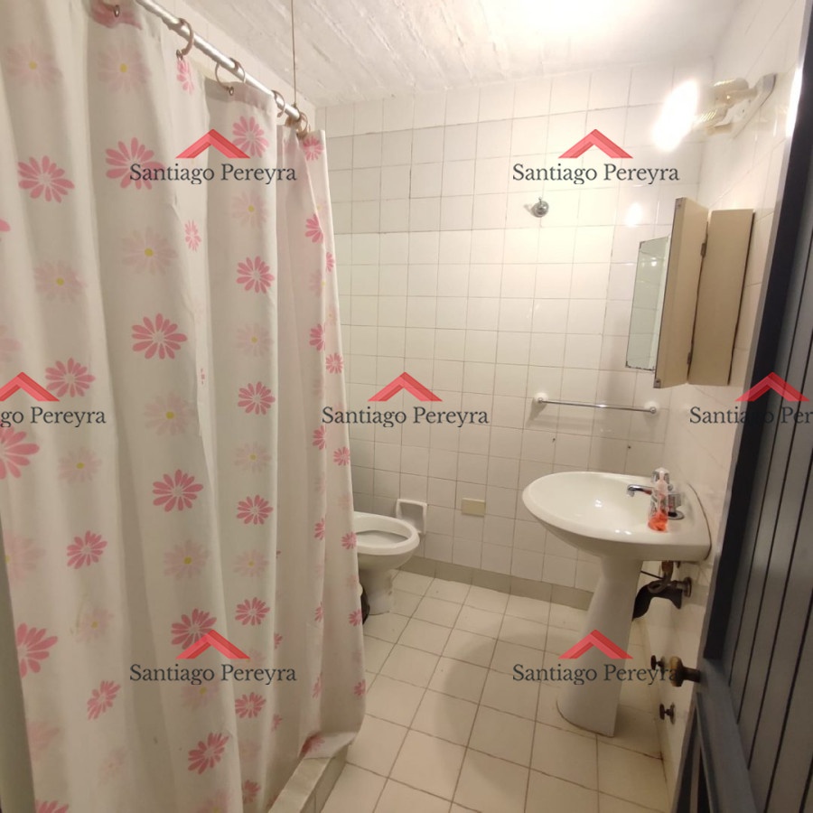 Casa ID.14849 - Hermosa casa de 2 plantas en venta a 100 metros del mar 5 dormitorios 