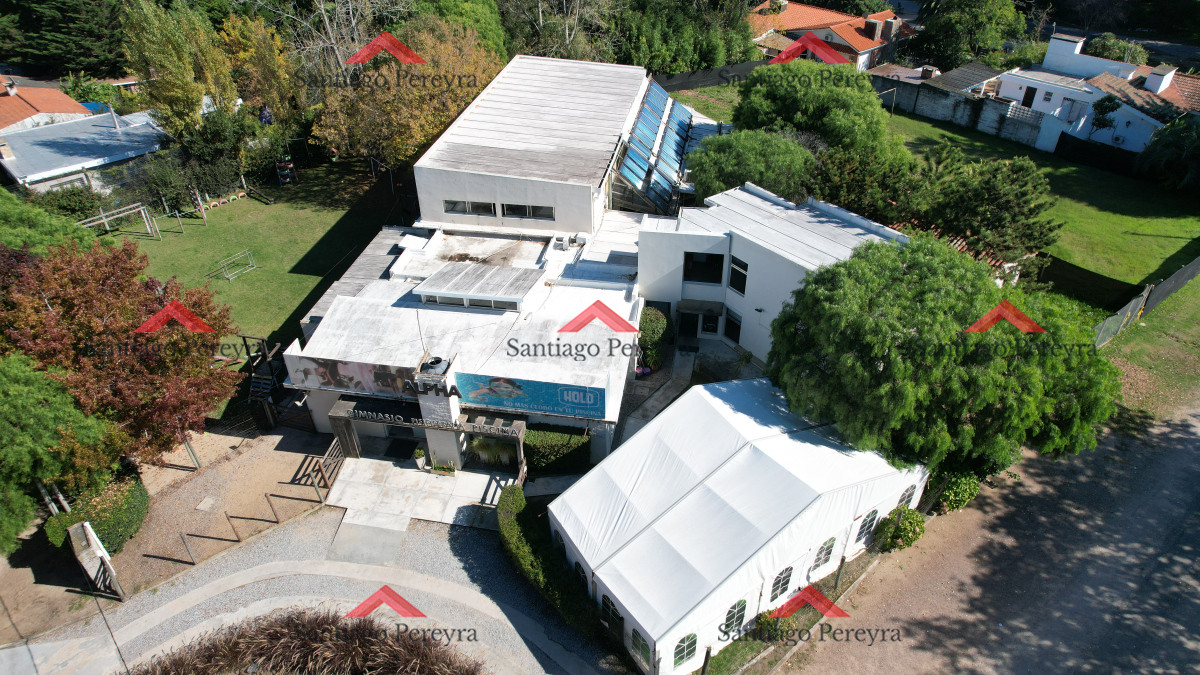 Terreno ID.16496 - Vende terreno para desarrollar edificio, Punta del Este