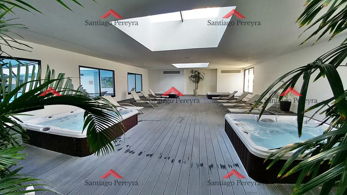 Apartamento ID.12795 - VENDE APARTAMENTO DE 3 DORMITORIOS EN TORRE DE CATEGORÍA, EDIFICIO ROOSEVELT CENTER, PUNTA DEL ESTE.