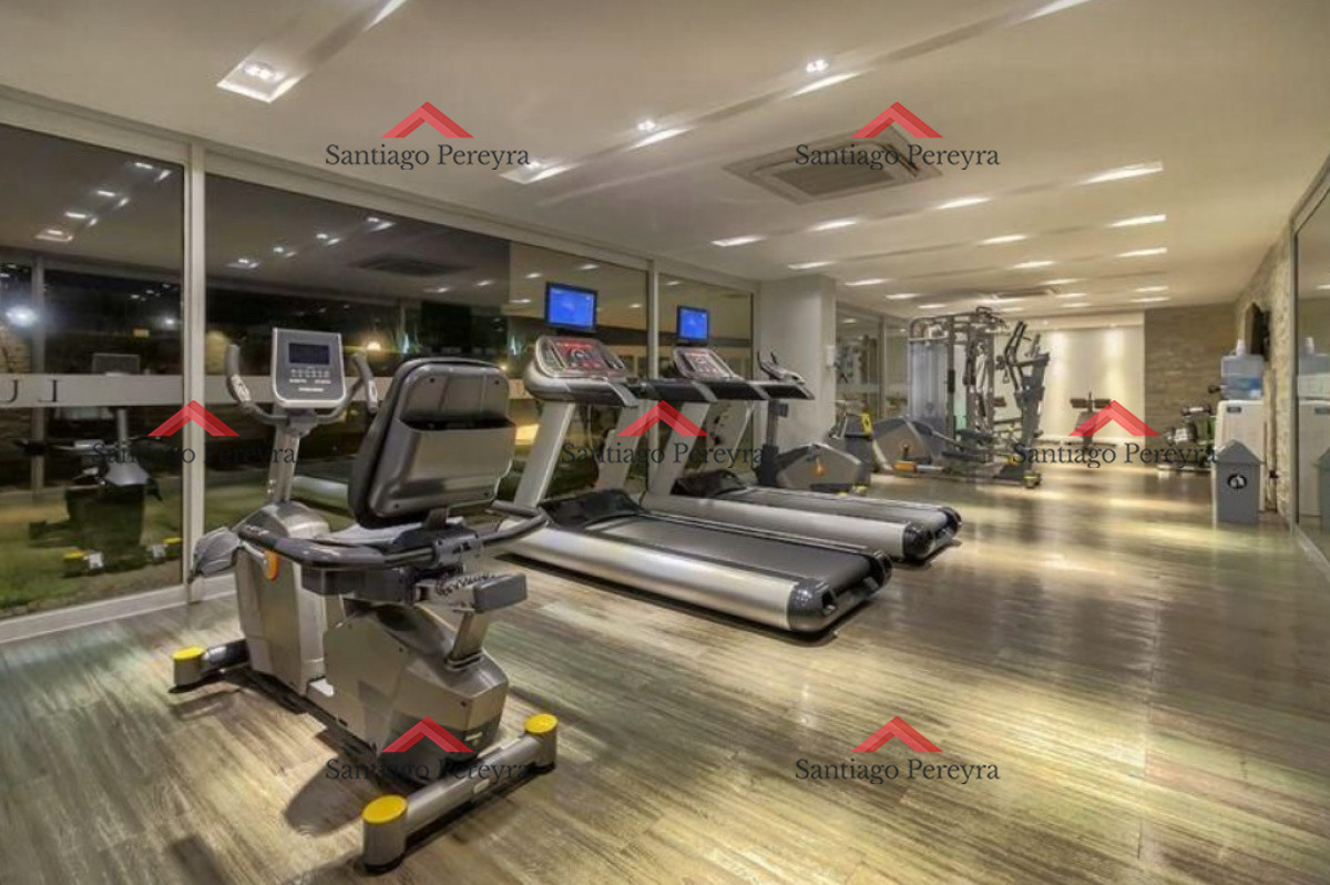 Apartamento ID.15910 - Departamento de 3 dormitorios en venta. Gran Oportunidad en Playa Mansa.