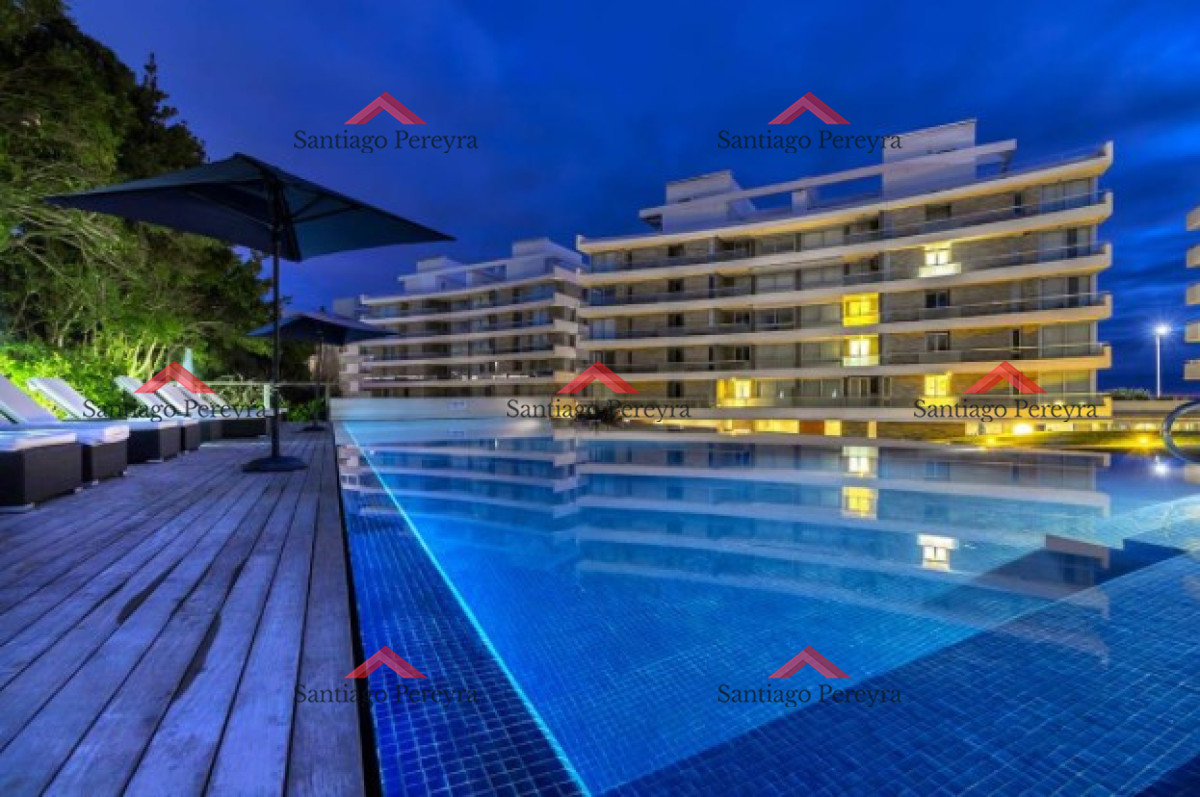 Apartamento ID.15910 - Departamento de 3 dormitorios en venta. Gran Oportunidad en Playa Mansa.