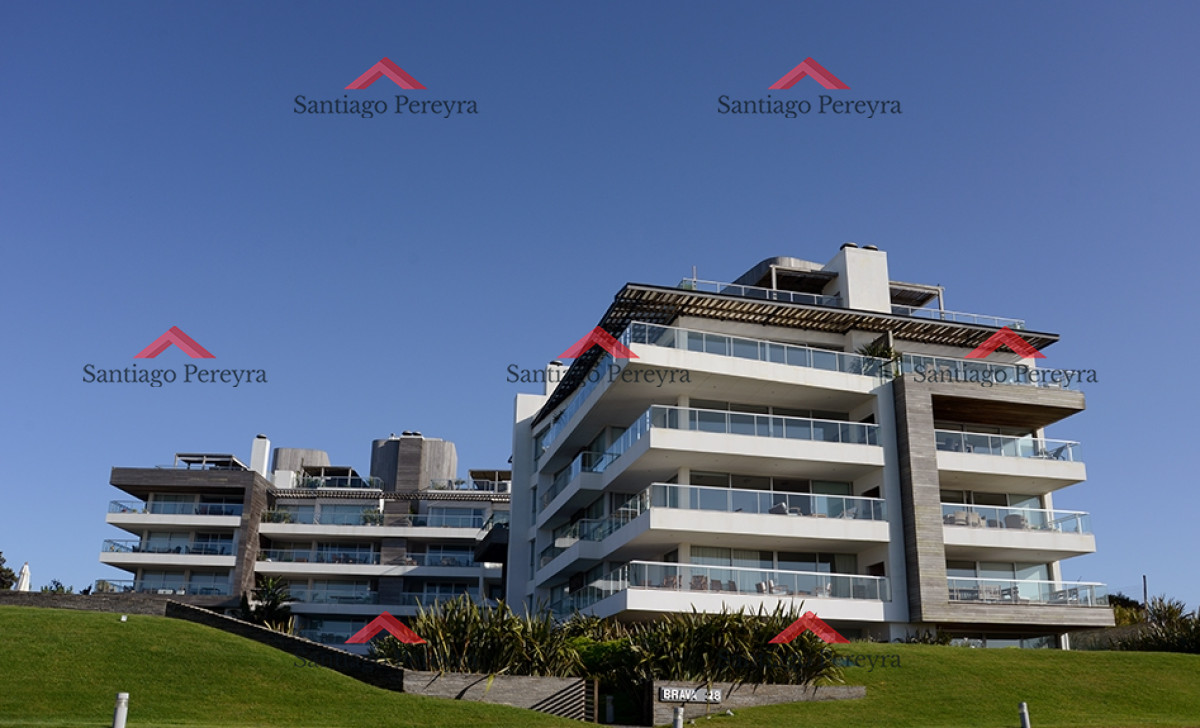 Apartamento ID.16399 - Apartamento En Venta 2 Dormitorios frente al mar. Brava 28