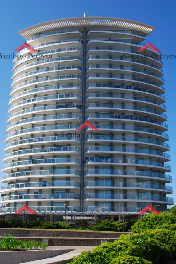 Apartamento ID.14767 - Sea and Forest 3 dormitorios en venta a pasos del mar, playa mansa 