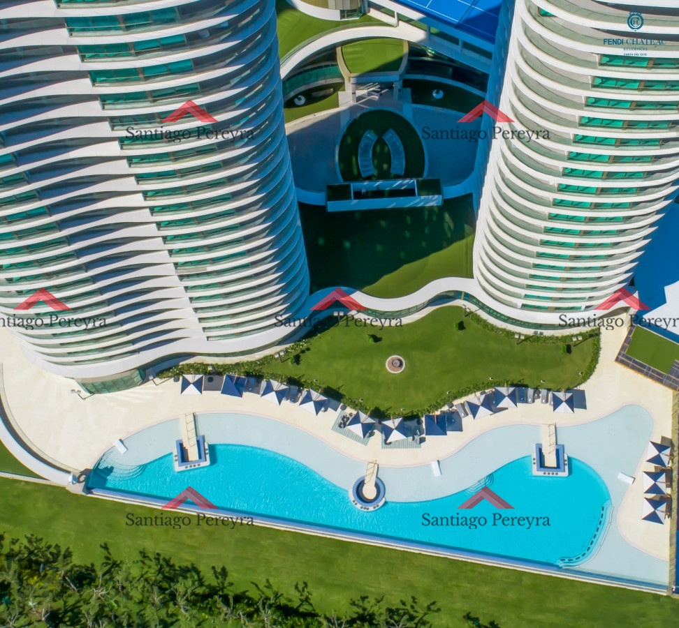 Apartamento ID.14050 - Fendi Château Residences , Re venta, equipado , unidad central.