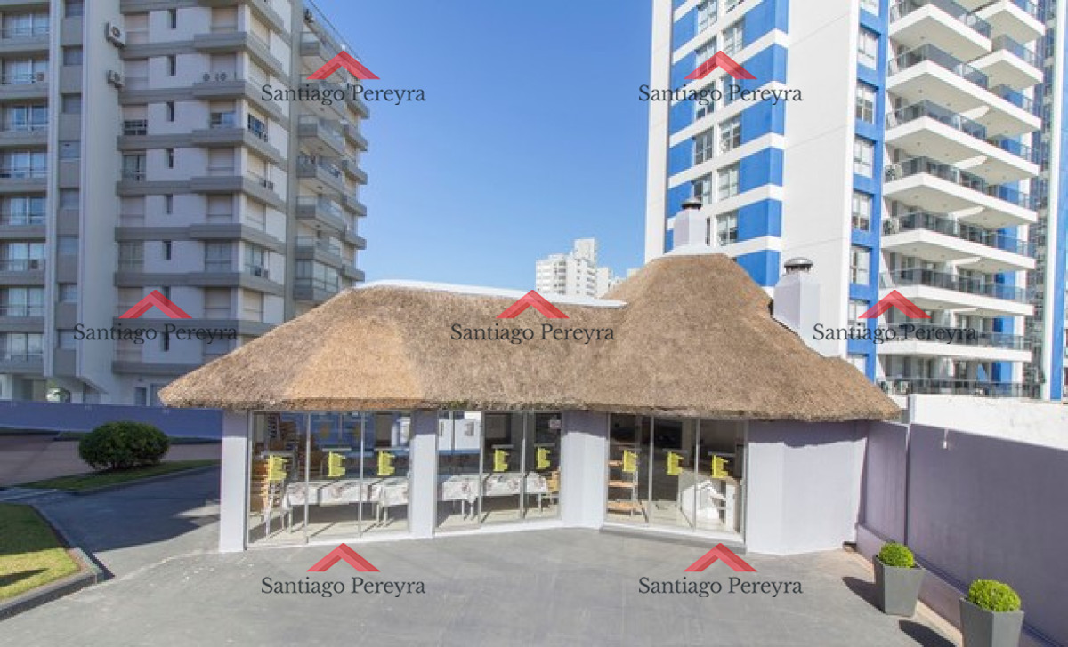 Apartamento ID.14824 - Oportunidad. Vende apartamento de 2 dormitorios con amplia planta en Punta del Este