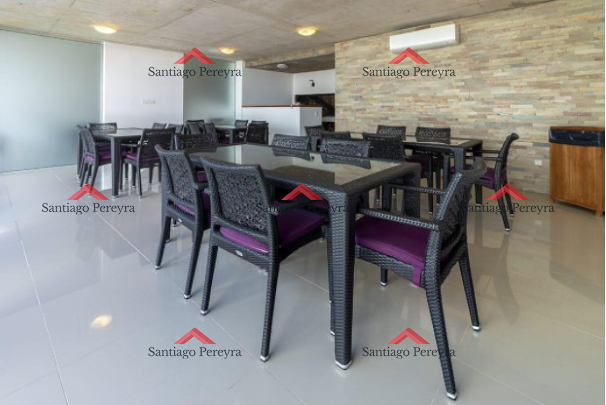 Apartamento ID.15910 - Departamento de 3 dormitorios en venta. Gran Oportunidad en Playa Mansa.