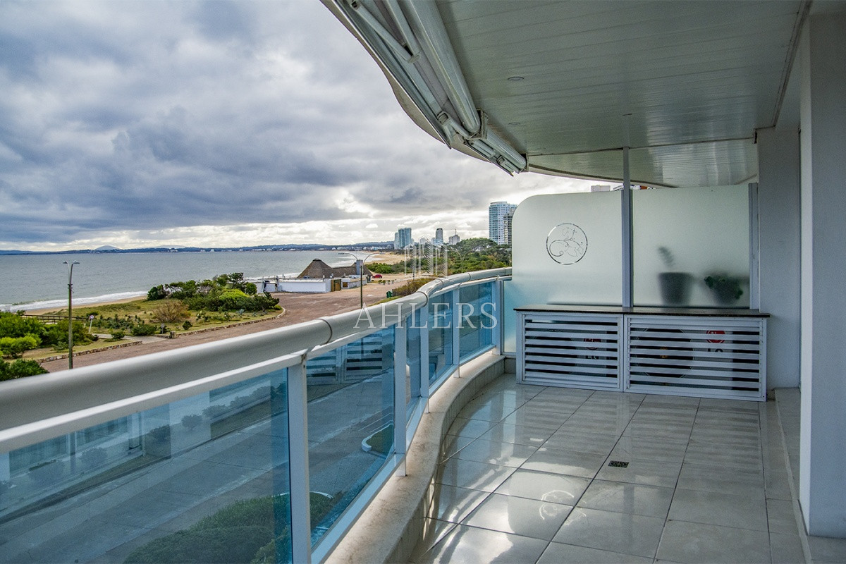 Apartamento ID.251 - Espectacular departamento unificado en venta en Torre Millenium, Playa Mansa. 
