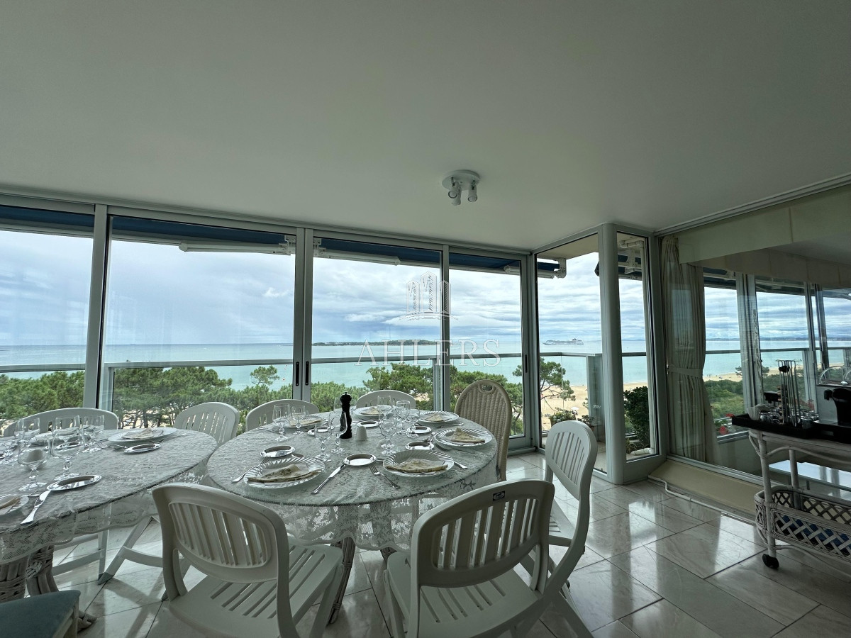 Apartamento ID.250 - Venta de Casa en San Rafael Punta del Este, de 4 dormitorios en suite