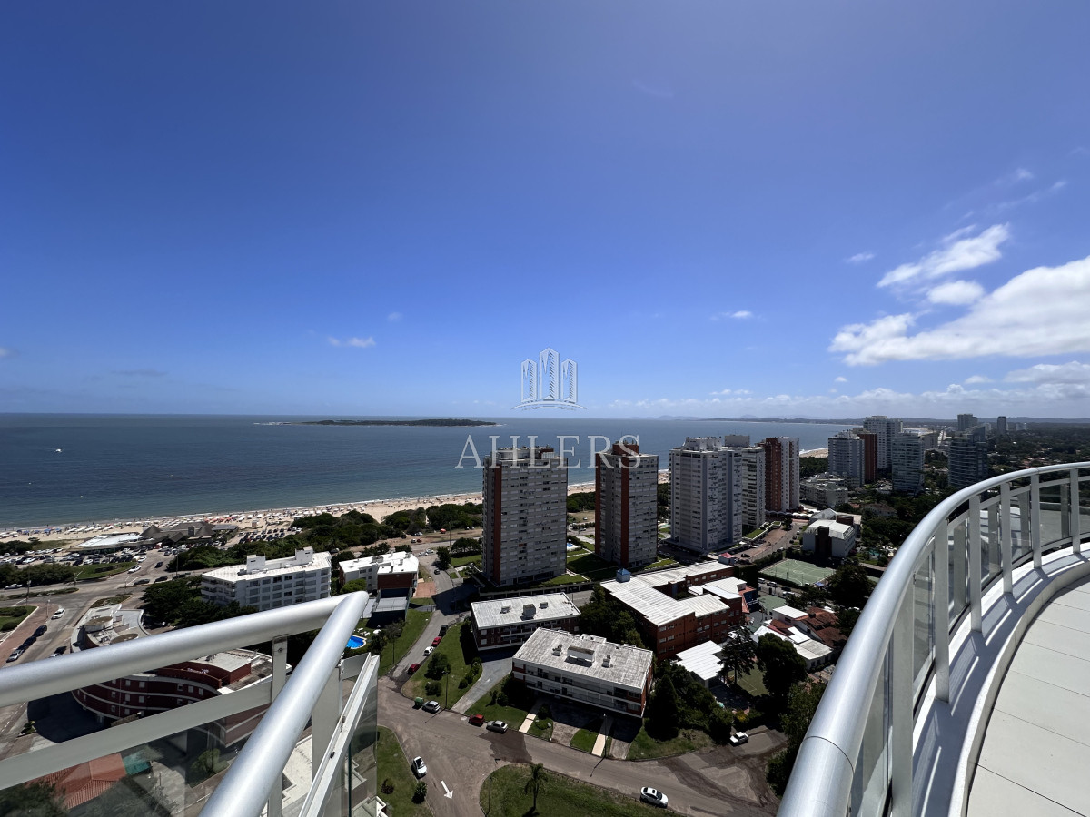 Apartamento ID.255 - Vende Apartamento de 3 dormitorios en Sunrise Tower, Punta del Este 