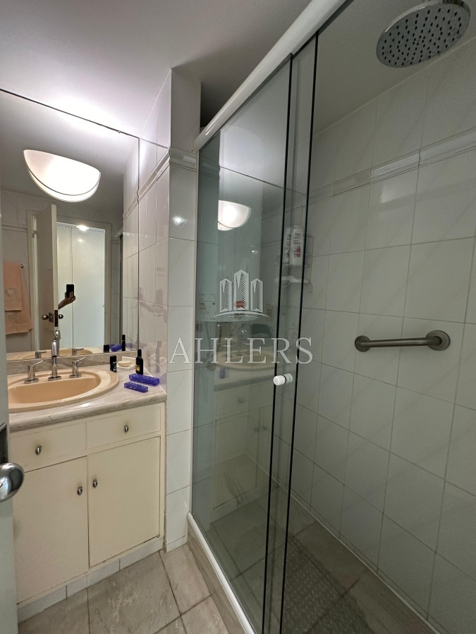 Apartamento ID.250 - Venta de Casa en San Rafael Punta del Este, de 4 dormitorios en suite