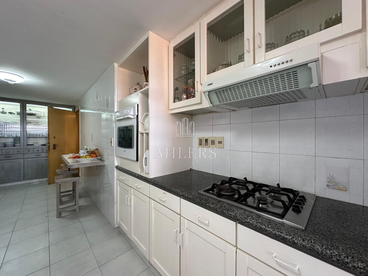 Apartamento ID.250 - Venta de Casa en San Rafael Punta del Este, de 4 dormitorios en suite