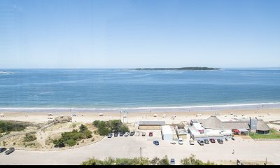 Apartamento a la venta en primera linea. Coral Tower