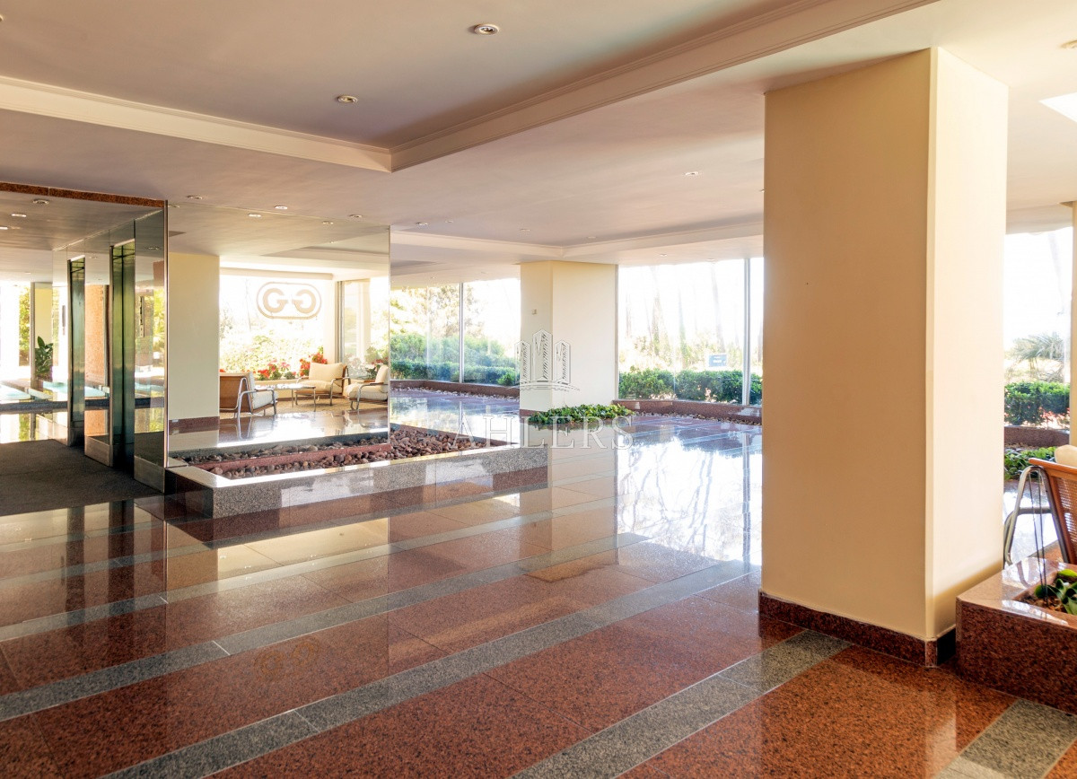 Apartamento ID.250 - Venta de Casa en San Rafael Punta del Este, de 4 dormitorios en suite