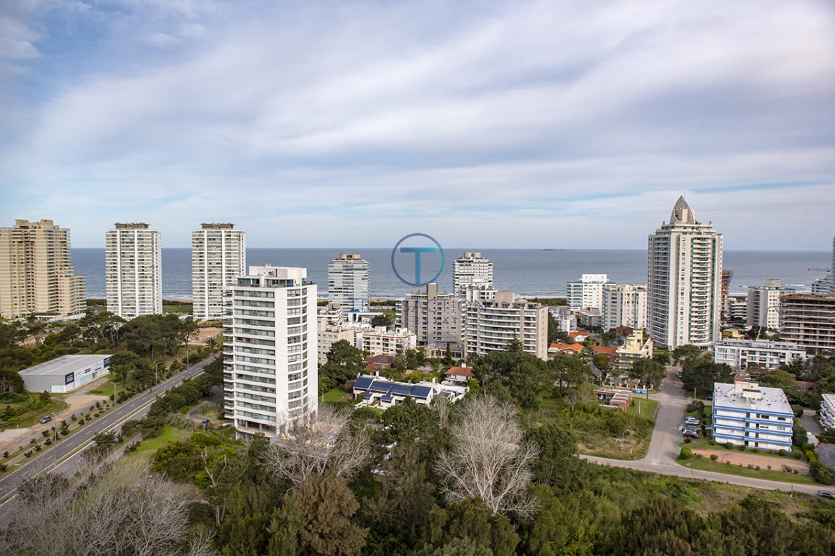 Apartamento ID.445 - En venta apartamento en ocean drive II de 3 dormitorios, Punta del Este 