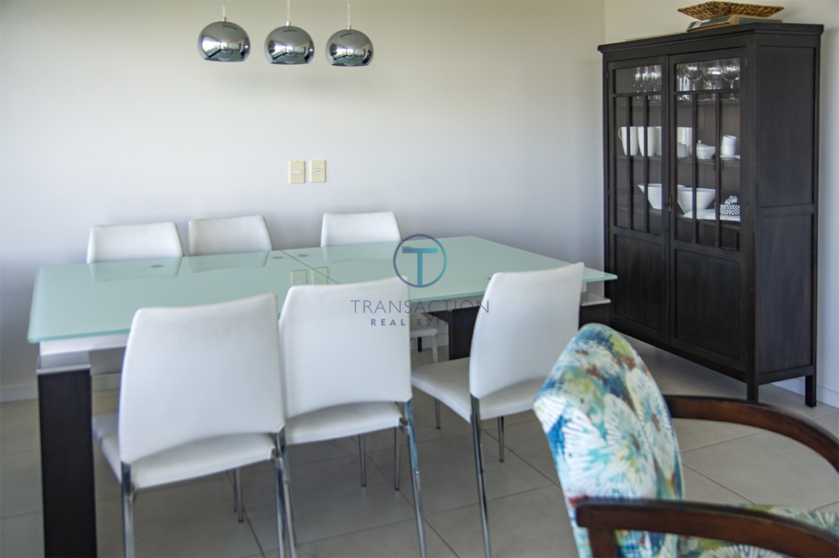 Apartamento ID.937/3-dormitorios-vista-despejada-a-la-laguna-y-al-mar. - Venta en Ocean Drive , 3 dormitorios, Punta del este  