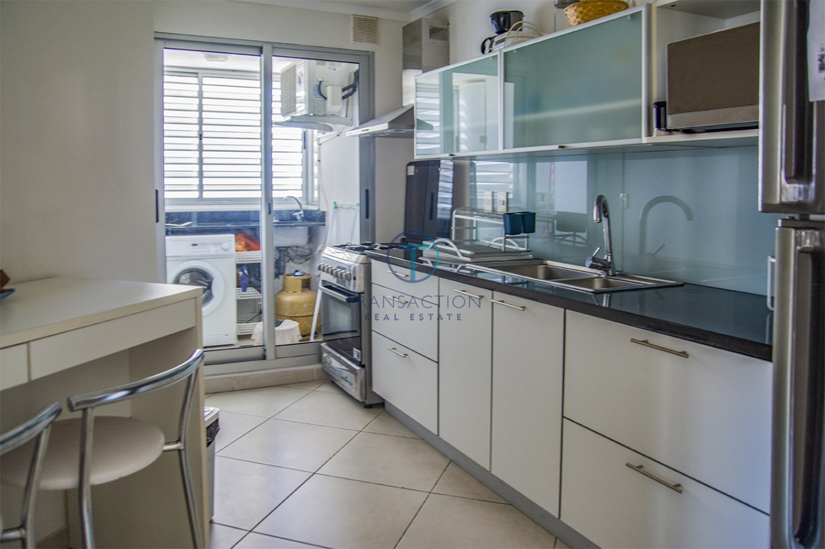 Apartamento ID.937/3-dormitorios-vista-despejada-a-la-laguna-y-al-mar. - Venta en Ocean Drive , 3 dormitorios, Punta del este  