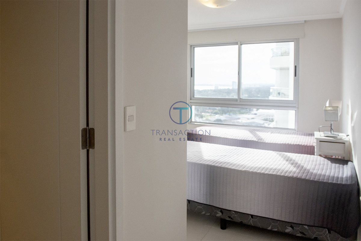 Apartamento ID.445 - En venta apartamento en ocean drive II de 3 dormitorios, Punta del Este 
