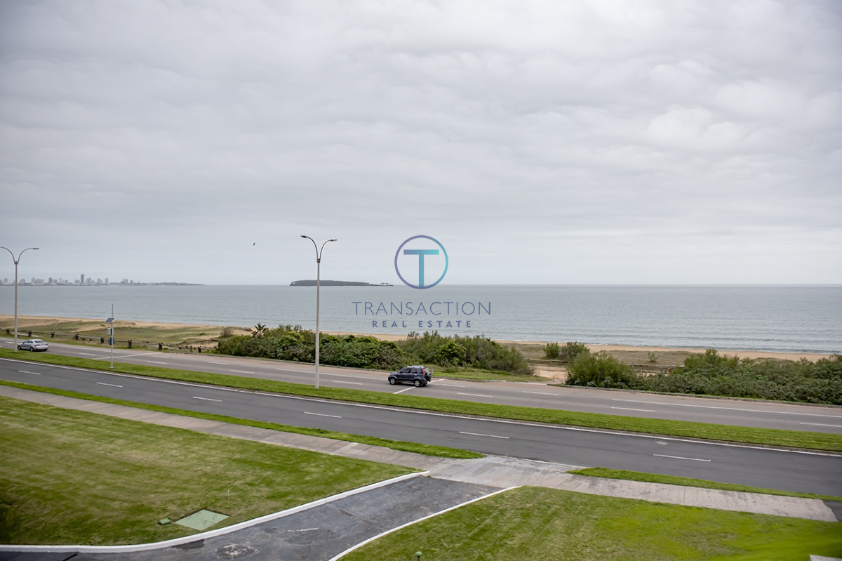 Apartamento ID.517/Apartamento-de-3-dormitorios-en-South-Beach,-Punta-del-Este- - Departamento de 3 dormitorios en venta. Gran Oportunidad en Playa Mansa.