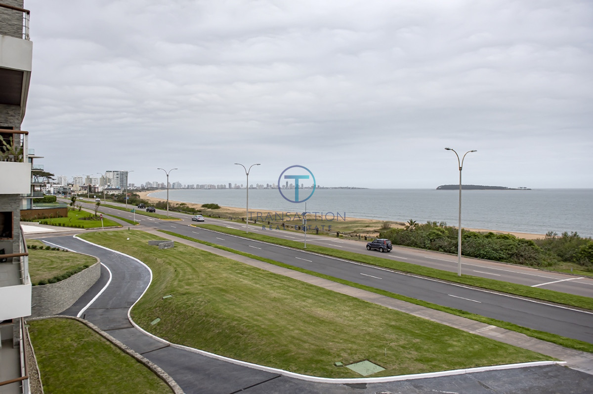 Apartamento ID.517/Apartamento-de-3-dormitorios-en-South-Beach,-Punta-del-Este- - Departamento de 3 dormitorios en venta. Gran Oportunidad en Playa Mansa.