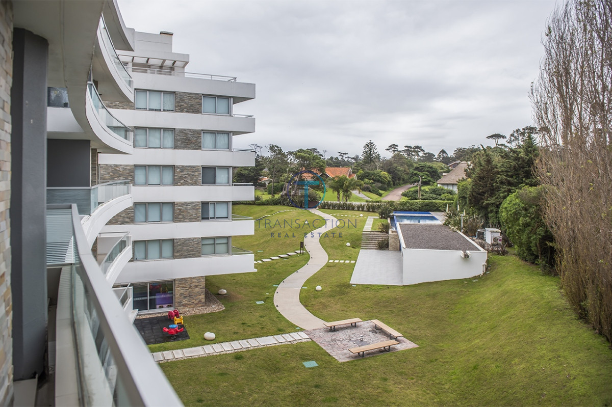 Apartamento ID.517/Apartamento-de-3-dormitorios-en-South-Beach,-Punta-del-Este- - Departamento de 3 dormitorios en venta. Gran Oportunidad en Playa Mansa.